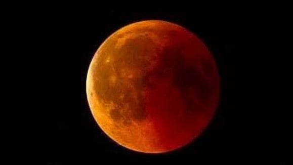 Candra Grahan On Holi 2026? Everything You Need To Know About Rare Lunar Eclipse Of 2026 